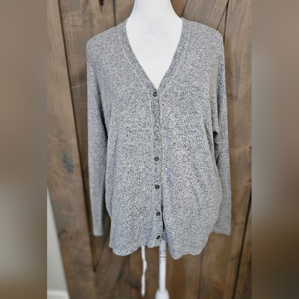 AMERICAN EAGLE Soft&Sexy Plush Long V Neck ButtonFront Cardigan.Heathered Grey.S - Picture 4 of 10